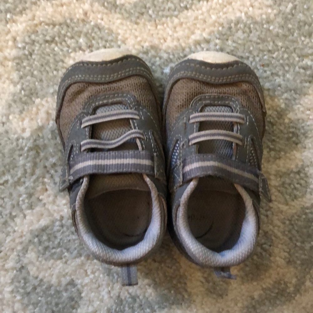 Stride Rite - 6W - sneaker, soft motion